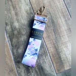 Kendzie interchangeable bag strap, NWT